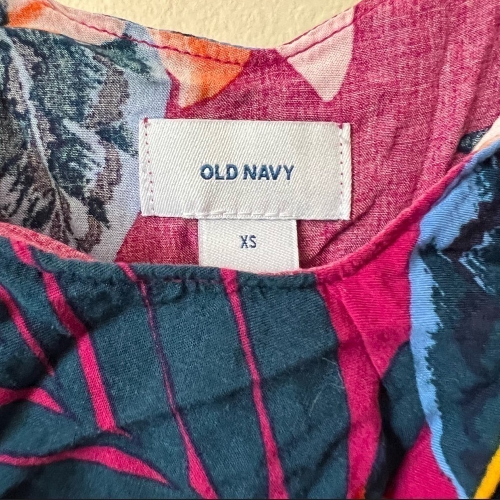 Old Navy Cold Shoulder Floral Top‎ Size: XS - Picture 5 of 6